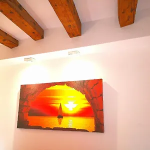 sansamuele-apartments.hotelslidodijesolo.com/